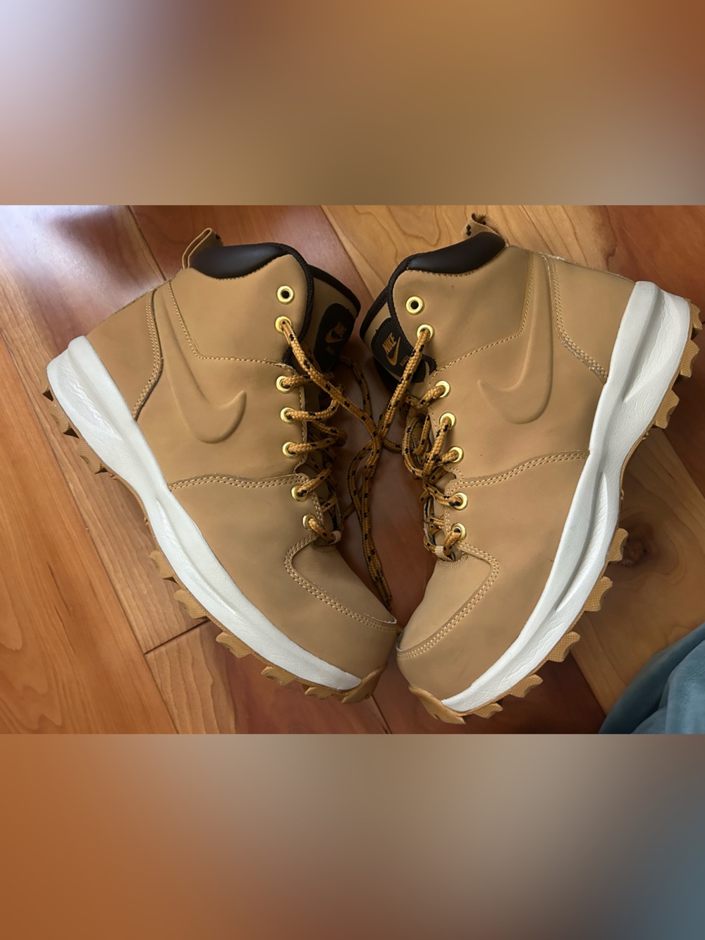 Nike Manoa Leather Boots